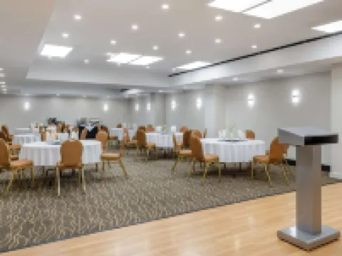 Best Western Plus Ottawa City Centre Hotels in Ottawa