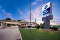 Best Western Route 66 Rail Haven Hotels in Springfield