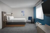 Holiday Inn Express SPOKANE AIRPORT by IHG - piscine