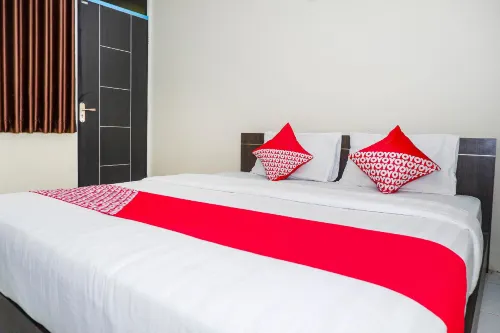 Hotel O Candi Residence