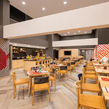 Ginger Ahmedabad Vastrapur Отели рядом с достопримечательностью «Торговый центр Alpha One»
