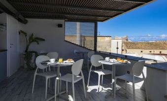 Azzoli Trapani - Apartments&Skypool - Adults Only