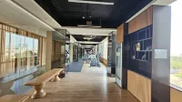 Apartement Springwood By LiviRooms Tangerang Hotel di Pinang