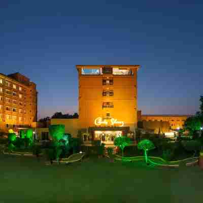 Hotel Clarks Shiraz Hotel Exterior
