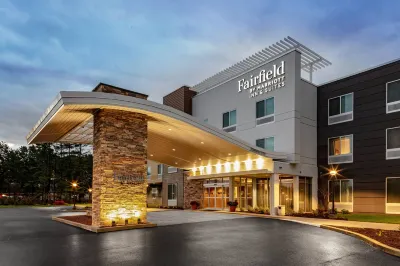 Fairfield Inn & Suites Queensbury Glens Falls/Lake George Area Hotels near Walmart Supercenter