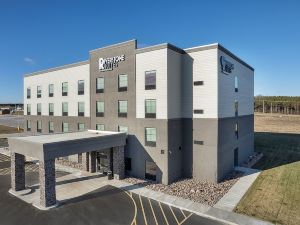 Riverstone Suites - Chippewa Falls