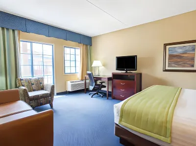 Days Inn & Suites by Wyndham Mesa Near Phoenix Hotels in Gilbert
