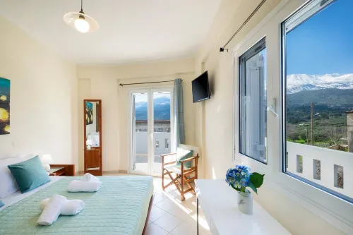 Glikanisos House Nipos - Ideal for Hikers and Families 2Bd, 6pl. 10Min to Beach