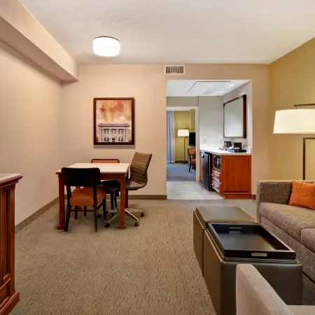 Embassy Suites by Hilton Little Rock