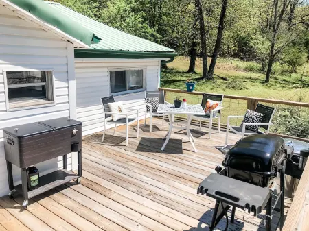 Our Happy Place -The Cozy Cottage