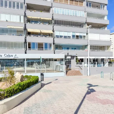 Modern apartment with large, 40 sqm terrace 1st line, with fiber optic connection