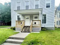 Completely Renovated Baseball Townhouse Hotels in Oneonta