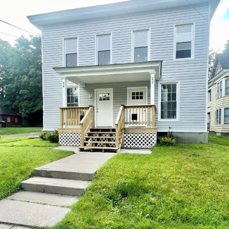Newly Renovated Baseball Townhouse