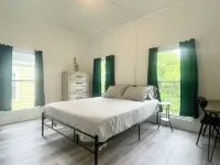 Newly Renovated Baseball Townhouse Hotels in Oneonta