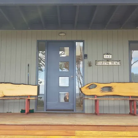Roaring Beach Retreat - pet friendly, beachfront