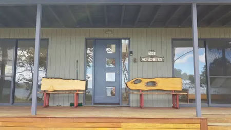 Roaring Beach Retreat - pet friendly, beachfront