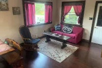 Charming Hideaway suite in the heart of the PA Grand Canyon with AC, WiFi