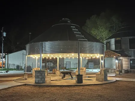 Silo Junction Cabin C