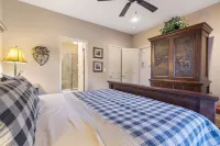 Luxurious Condo with unobstructed access to Table Rock Lake