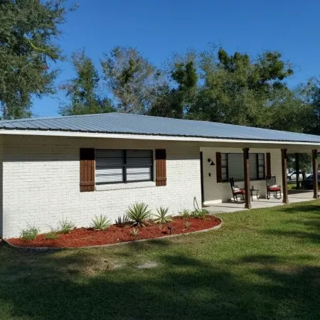 The Crescent Lakehouse