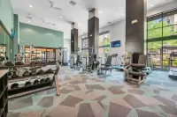 Everything You Need In This Modern & Chic Space!