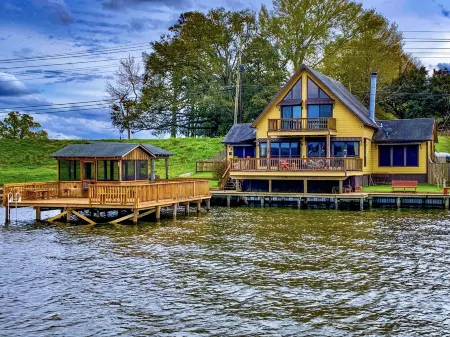 Château Jarreau on the false river Отели в г. Пуэнт Каупе Пэриш