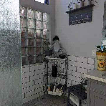 Quiet home next to Freestone Park & minutes from historic downtown Gilbert!