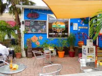 Oceanfront/Beachfront -Sarasota Surf  Racquet - Y Building - Kuntosalit