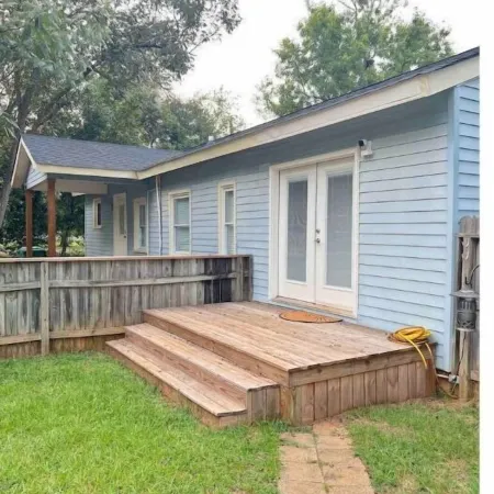 Cozy & Private home w/ in-ground pool