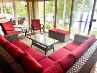 Private Point Lot! Jump Dock! Pool Table, Ping Ping & More!