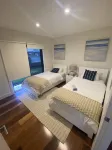 Woonona Beach House a few steps from patrolled beach, parks and cafes