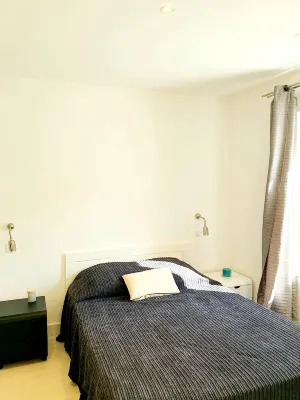 SEASIDE APARTMENT WITH HEATED POOL  호텔