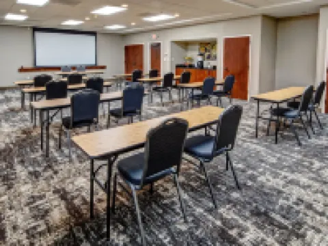 Hampton Inn Elizabeth City Hotels in Pasquotank County