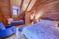 Gorgeous Starry Knight Lodge next to the Hocking Hills State Forest; Sleeps 12