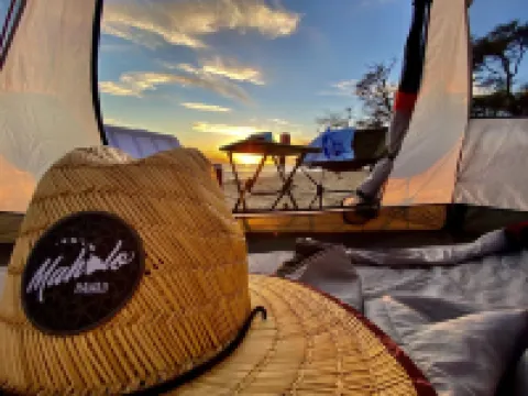 Epic Maui Camping - Affordable Adventure in Paradise SUV + gear カフルイのホテル