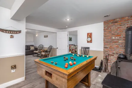 Beautiful Waterfront , four season home on charming Crescent Lake!