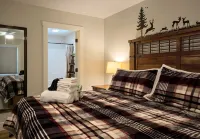 Close to Downtown Waynesville with Hot Tub/Peloton/Fire Pit/WiFi