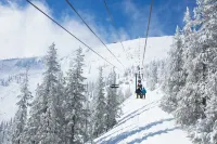 Fairway Retreat with Hot Tub on the Golf Course Hotels in Ponderay