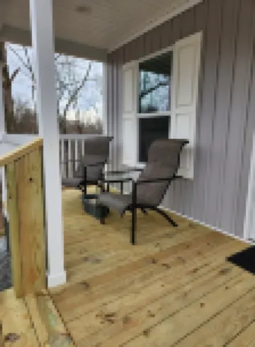 Cozy cottage w/1 bedroom, WiFi, AC in tranquil Springville close to boat ramps