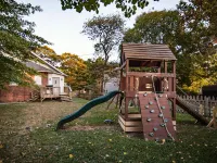 The Landing is a Cheerful 3 bedroom 2 bath home! アチソンのホテル