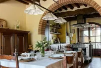 Lux Gated Estate Villa w/ Private Pool Umbria/Borders Tuscany