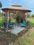 Nana's Townhouse centrally located in the Heart of the Ozarks.