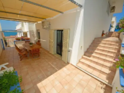 GREEN BAY HOUSE 100 meters from the sea Hotels in Patu