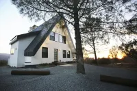 High End A-Frame - Hot tub - Awesome Views - Yosemite - Bass Lake - EV Charger