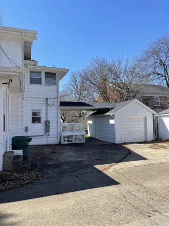 315 West 14th Street Отели рядом с достопримечательностью «H L Neblett Community Center»