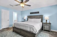 Seashell Suite! Hotels near Harbor Blvd