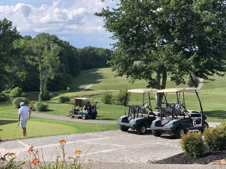 Big South Fork! Peaceful, Relaxing, On the Trails…Six Decks ~ Nature’s Paradise!