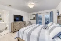 Comfortable Orchard Oasis in wine country on Long Islands beautiful North Fork!