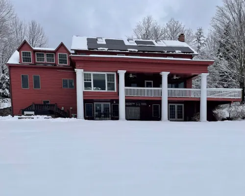 Fall Foliage and Snow Are Coming! Hot Tub, Gourmet Kitchen, Views Everywhere!