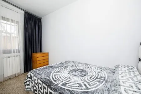 Wonderful house with large pool and forest